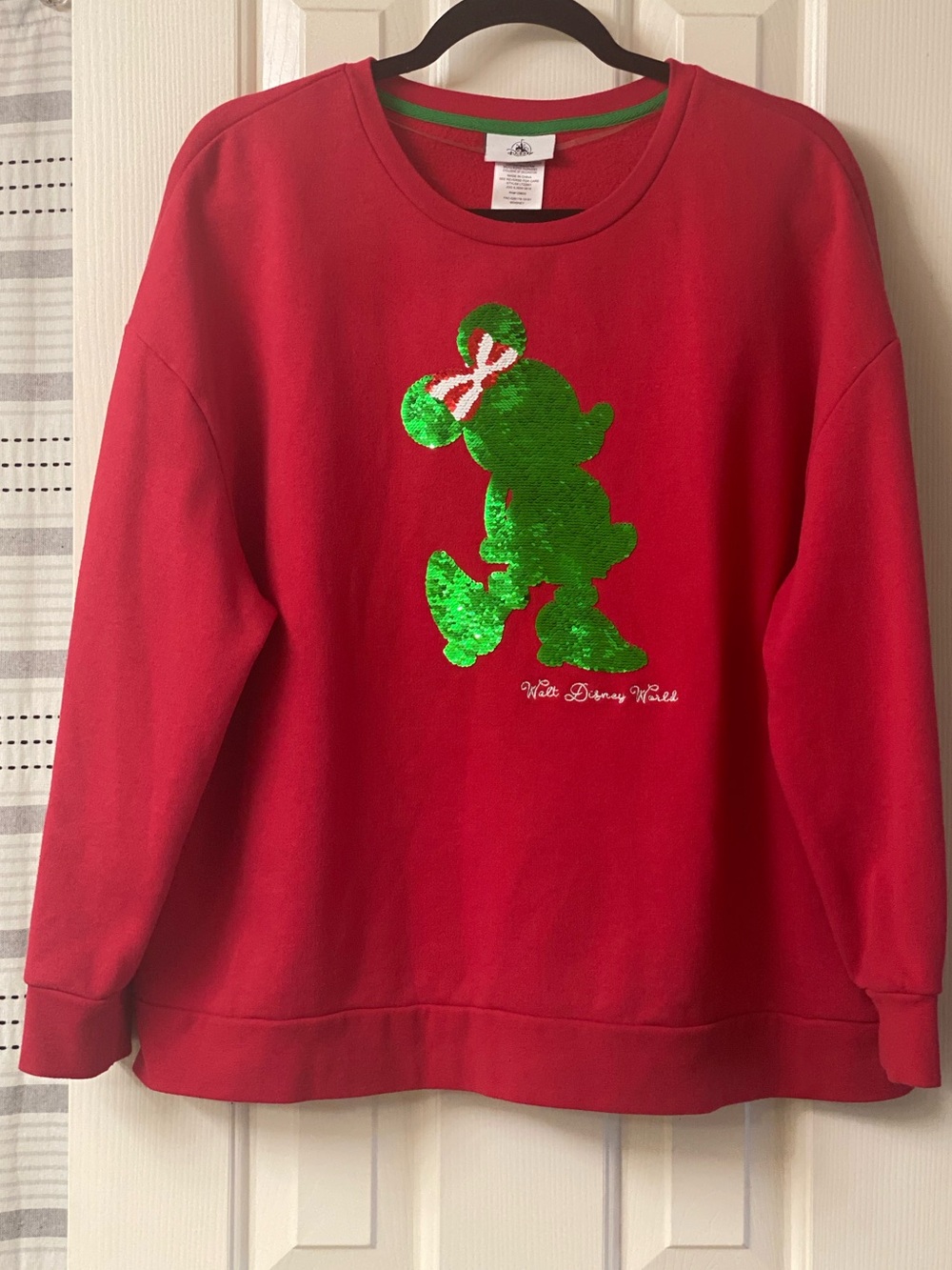 Disney Parks Walt Disney World Red Sequin Minnie Christmas Sweatshirt Size 1X